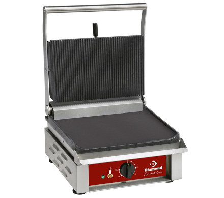 Diamond CONTACTSM1/SN Single Ribbed Top Smooth Bottom Contact Grill, 3kW – Commercial Cooking Equipment – Diamond